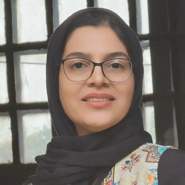 دانشپذیر فراکوچ خانم محمدی